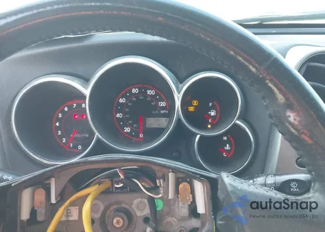 2005 Toyota Matrix Xr from USA, damaged, VIN 2T1LR32E35C483137